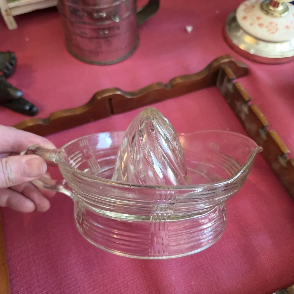 Vintage Hazel Atlas Clear Ribbed Depression‎ Glass Large Juicer Reamer